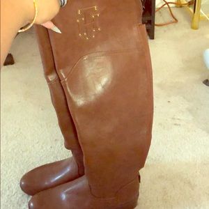 Tommy Hilfiger knee-hi leather boots size 8 women